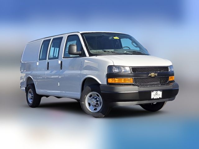 2025 Chevrolet Express Base