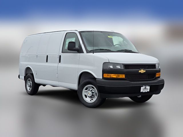 2025 Chevrolet Express Base