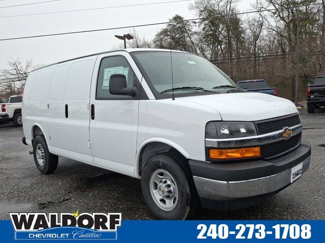 2025 Chevrolet Express Base