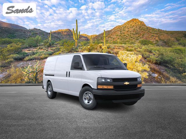 2025 Chevrolet Express Base