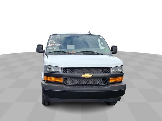 2025 Chevrolet Express Base