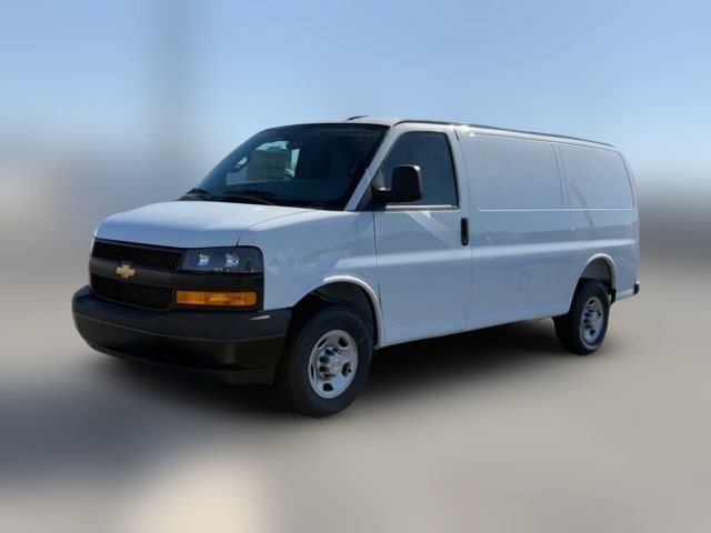 2025 Chevrolet Express Base