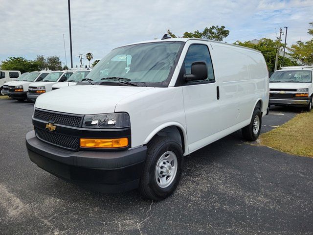 2025 Chevrolet Express Base