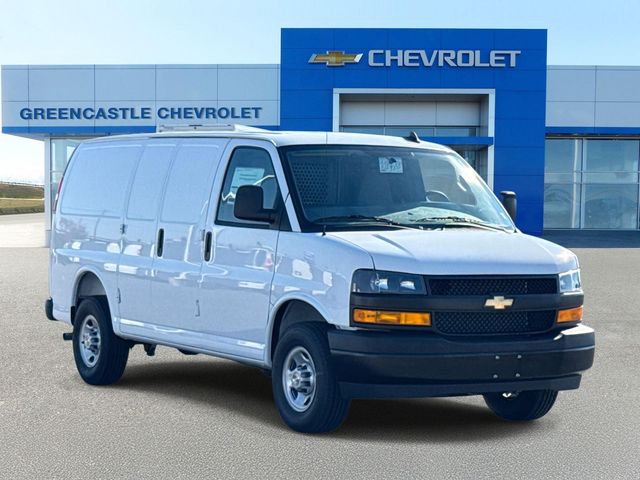 2025 Chevrolet Express Base