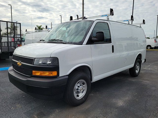 2025 Chevrolet Express Base