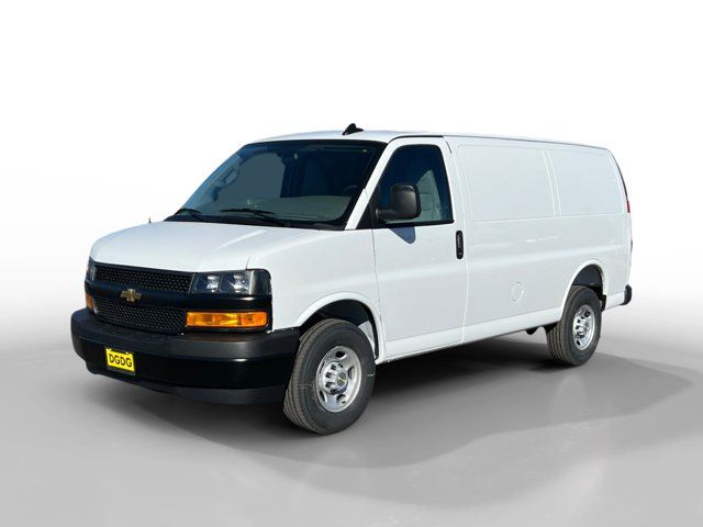 2025 Chevrolet Express Base