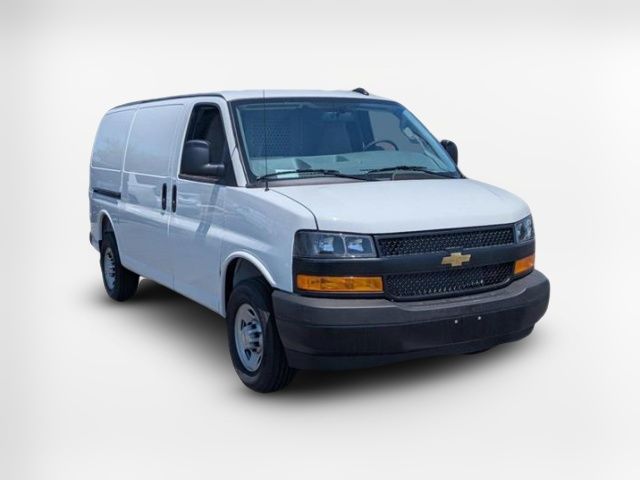 2025 Chevrolet Express Base