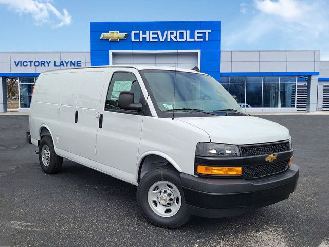 2025 Chevrolet Express Base