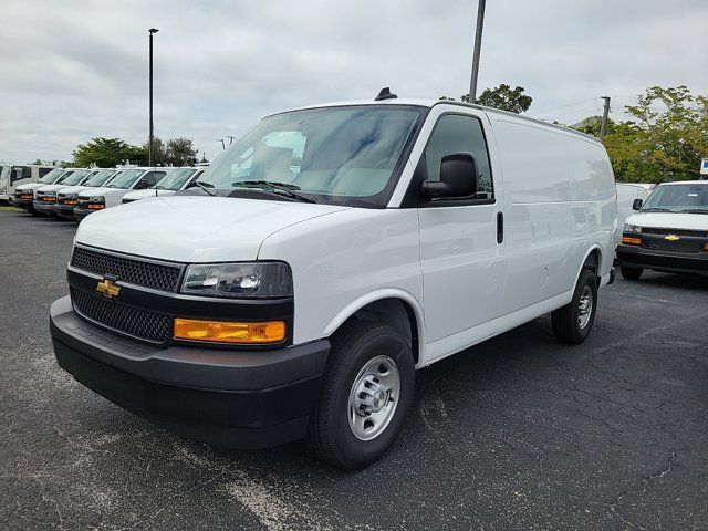 2025 Chevrolet Express Base