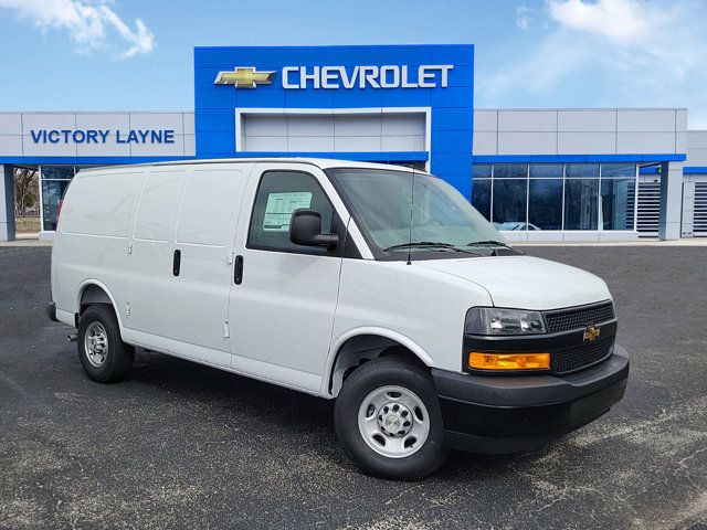 2025 Chevrolet Express Base