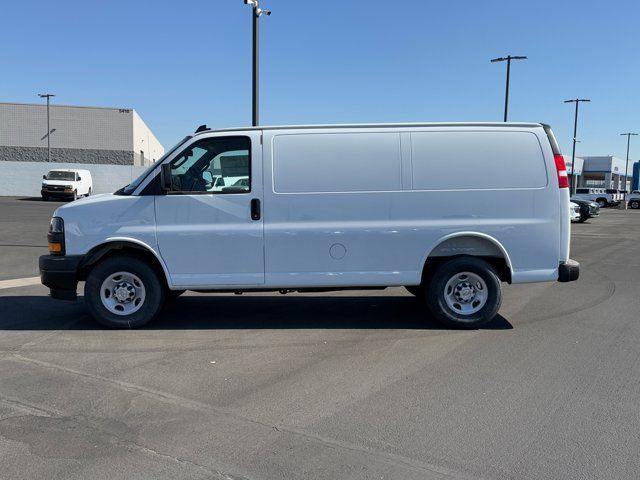 2025 Chevrolet Express Base