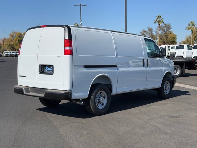 2025 Chevrolet Express Base