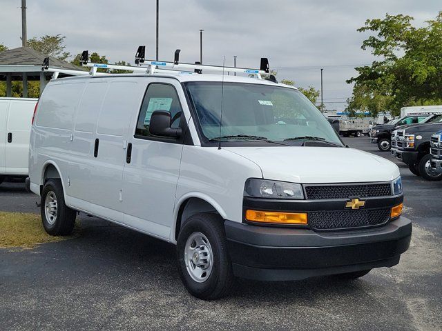 2025 Chevrolet Express Base