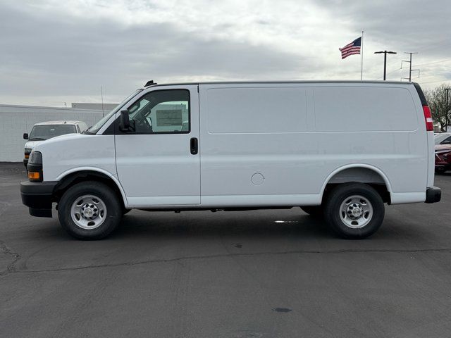 2025 Chevrolet Express Base