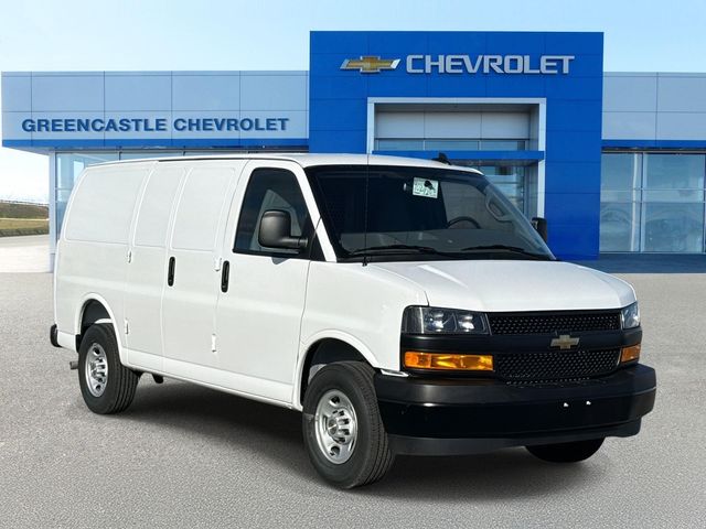2025 Chevrolet Express Base