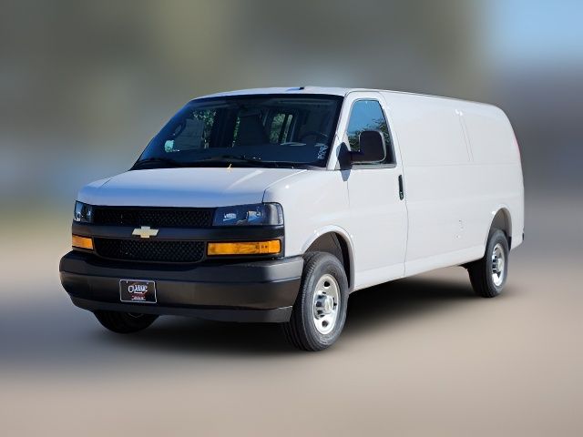 2025 Chevrolet Express Base