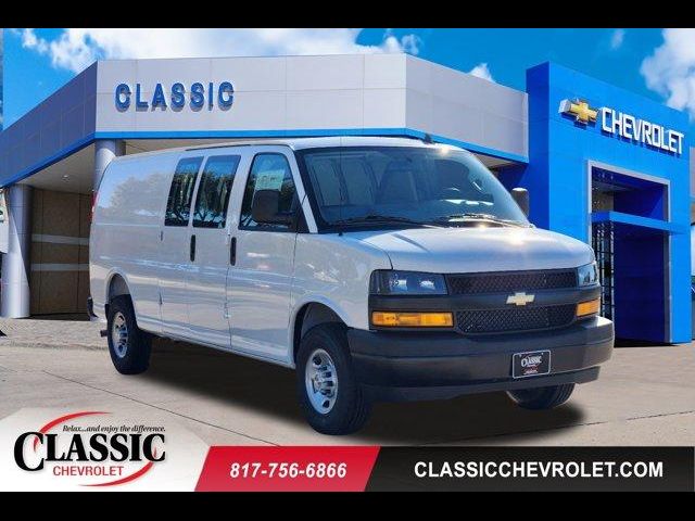 2025 Chevrolet Express Base