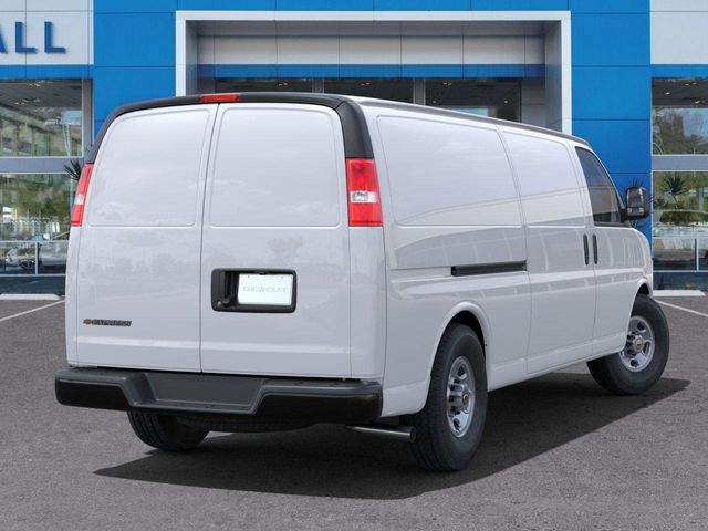 2025 Chevrolet Express Base