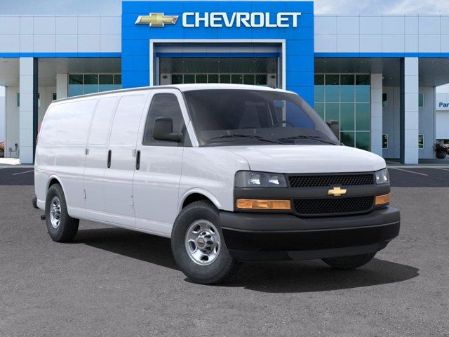 2025 Chevrolet Express Base