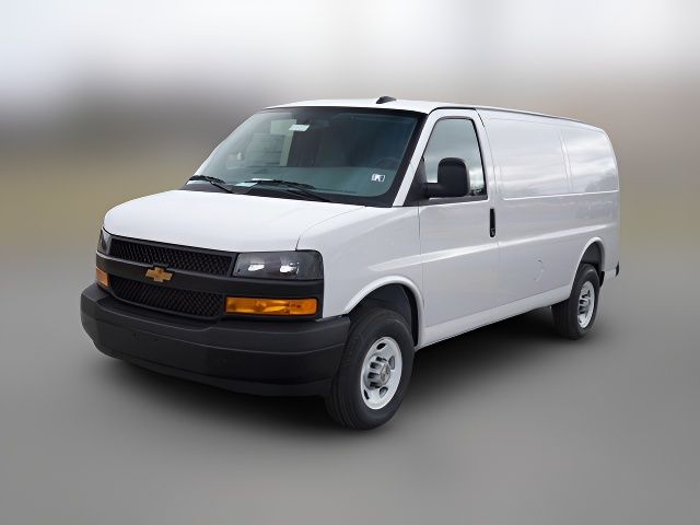 2025 Chevrolet Express Base