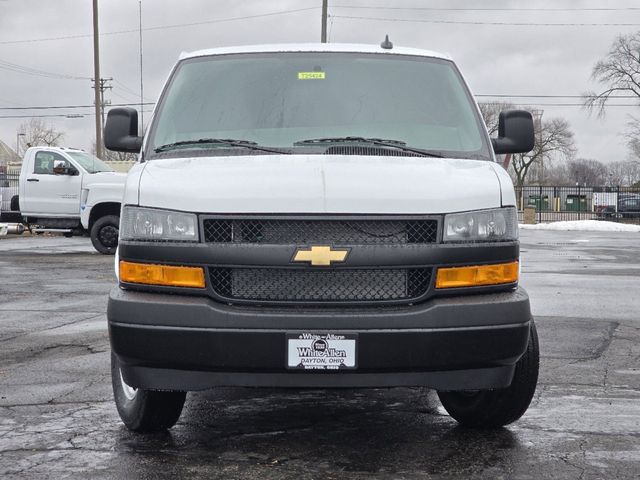 2025 Chevrolet Express Base