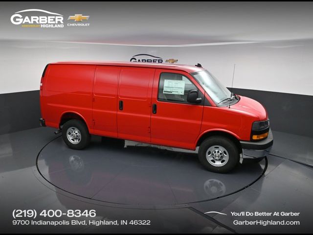 2025 Chevrolet Express Base