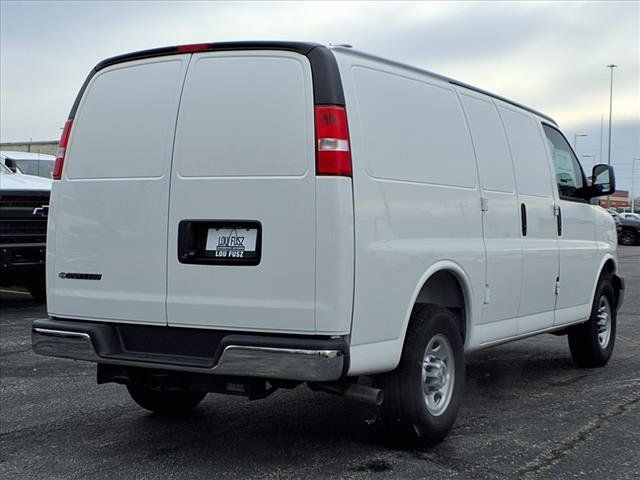 2025 Chevrolet Express Base