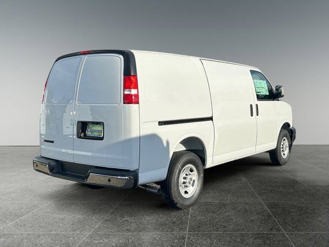2025 Chevrolet Express Base