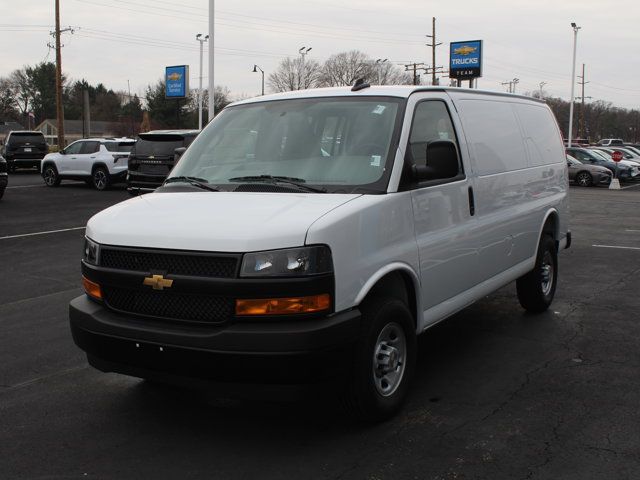 2025 Chevrolet Express Base