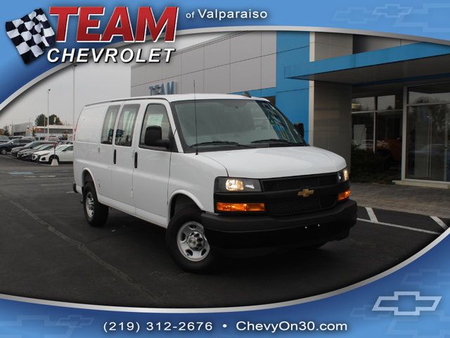 2025 Chevrolet Express Base