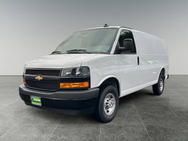 2025 Chevrolet Express Base