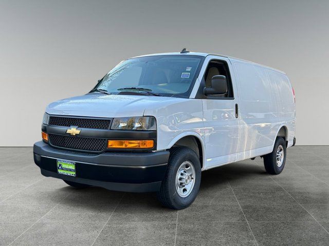 2025 Chevrolet Express Base