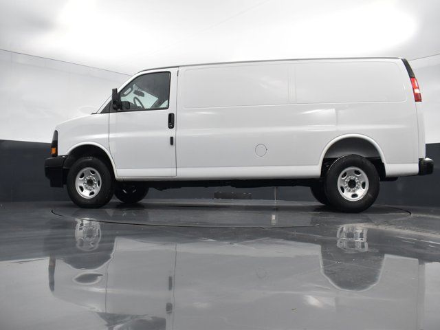 2025 Chevrolet Express Base