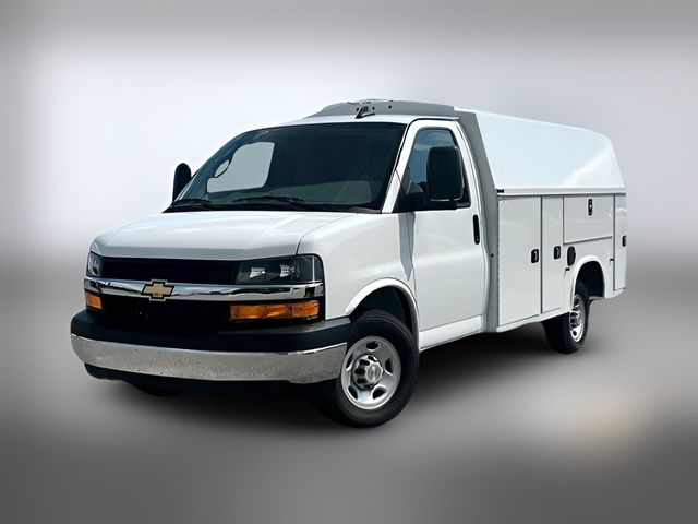 2025 Chevrolet Express Base