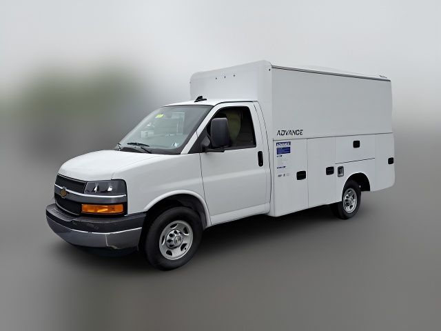 2025 Chevrolet Express Base