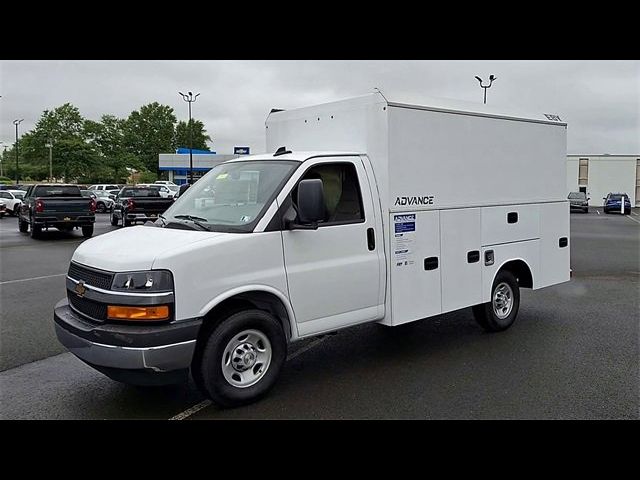 2025 Chevrolet Express Base