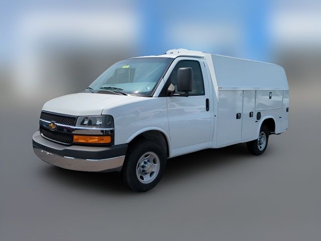 2025 Chevrolet Express Base