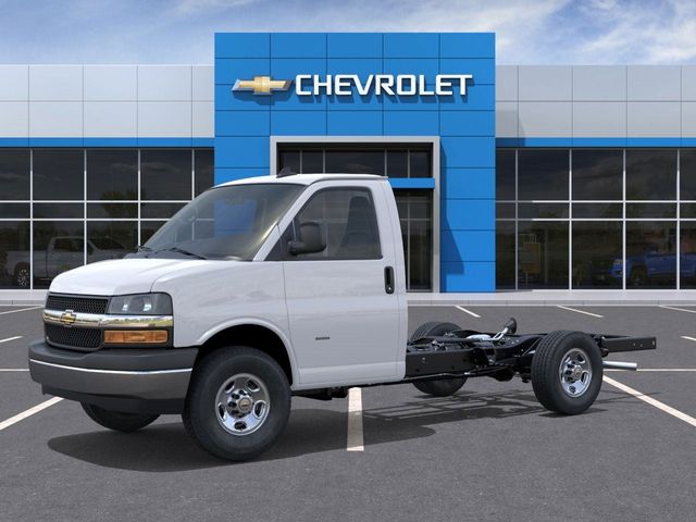 2025 Chevrolet Express Base