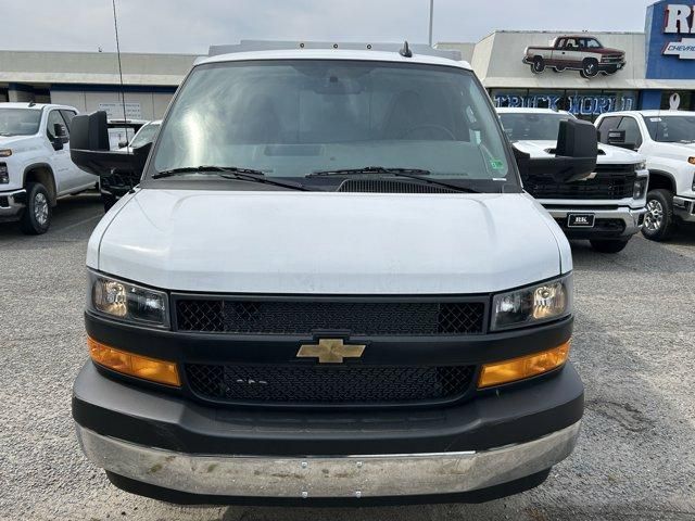2025 Chevrolet Express Base