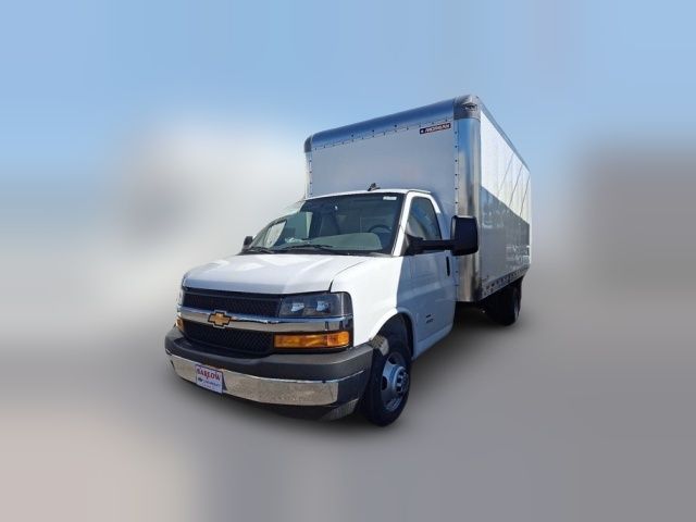 2025 Chevrolet Express Base