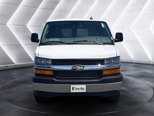 2025 Chevrolet Express LT
