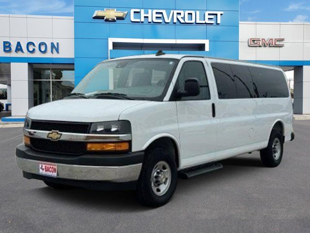 2025 Chevrolet Express LT