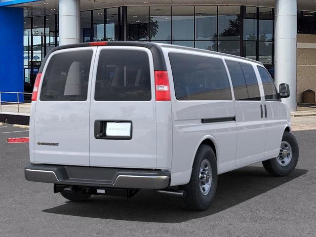 2025 Chevrolet Express LT