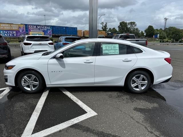 2025 Chevrolet Malibu LS