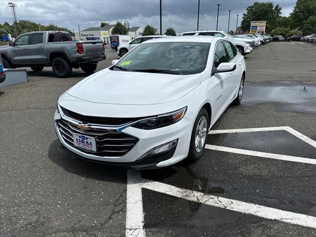 2025 Chevrolet Malibu LS