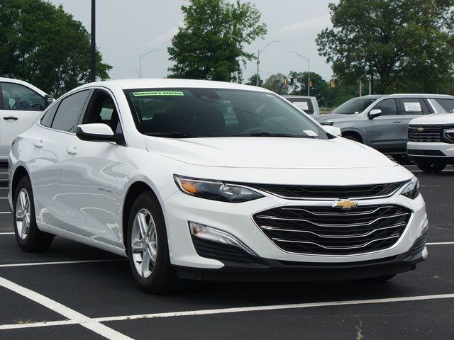 2025 Chevrolet Malibu LS
