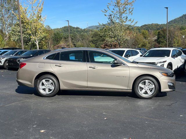 2025 Chevrolet Malibu LS