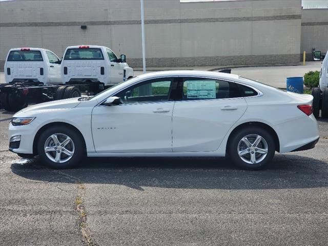 2025 Chevrolet Malibu LS