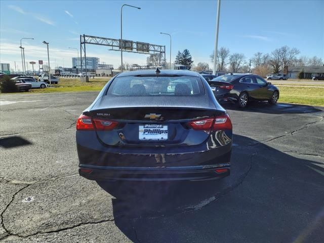 2025 Chevrolet Malibu LS