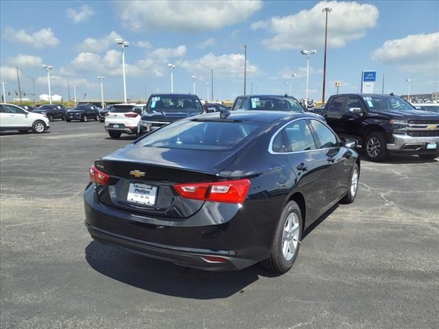 2025 Chevrolet Malibu LS